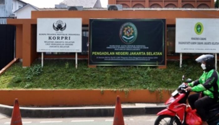  “Hakim Tidak Mengetahui Banyak Korban, Ada Apakah ?”