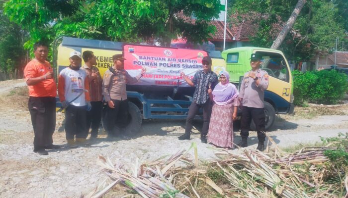 Hari Jadi ke-78, Polwan Polres Sragen Salurkan Air Bersih untuk Warga Alami Kekeringan di Desa Poleng Gesi