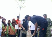 Kapolres Lhokseumawe Hadiri Penanaman Pohon di Komplek Makam Sultanah Nahrasyiyah