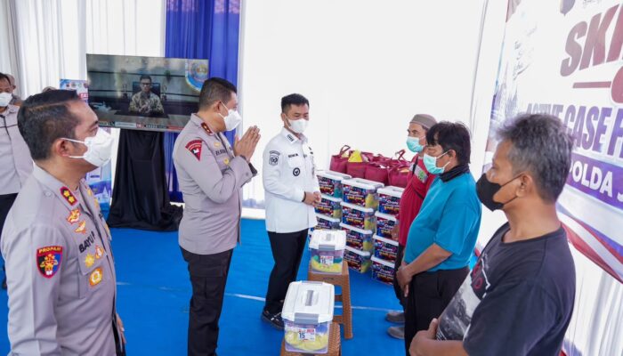 Perkuat Penanganan dan Tracing TB Paru, Kapolda Jateng Tinjau Pelaksanaan Program TOSS TB di Tegal