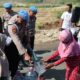 Bidpropam Polda Jateng Salurkan 25 Ribu Liter Air Bersih untuk Warga Wonogiri