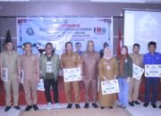 DINAS Lingkungan Hidup Kabupaten Wajo. Terima 3 Penghargaan Pada Momentum Musyawarah Bersama (Mubers). Dan HUT ke 14 IWO (Ikatan Wartawan Online) Se-Sulawesi Selatan yang Digelar di Kabupaten Wajo