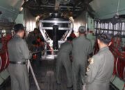 Percepat Penanganan Karhutla, TNI Semai 11.2 Ton Garam Dukung OMC di Kalimantan